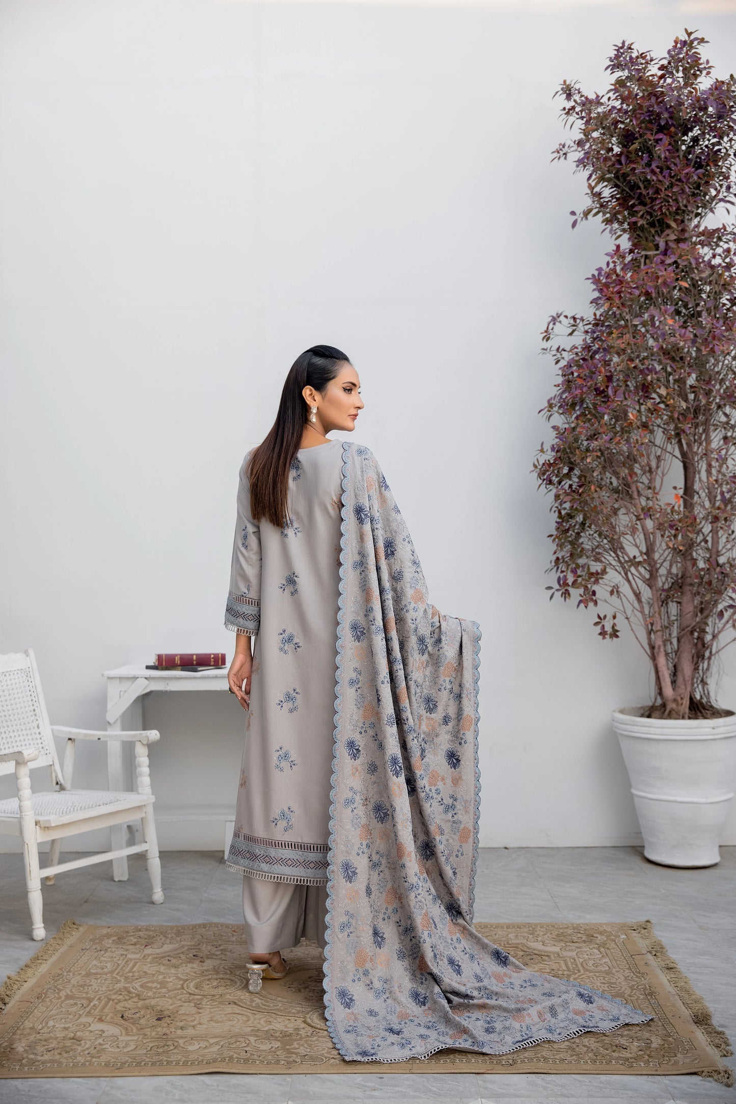 Grey Embroidered Dhanak 3 Piece