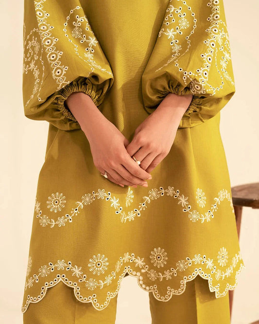 Prishay Embroidered 2 Piece