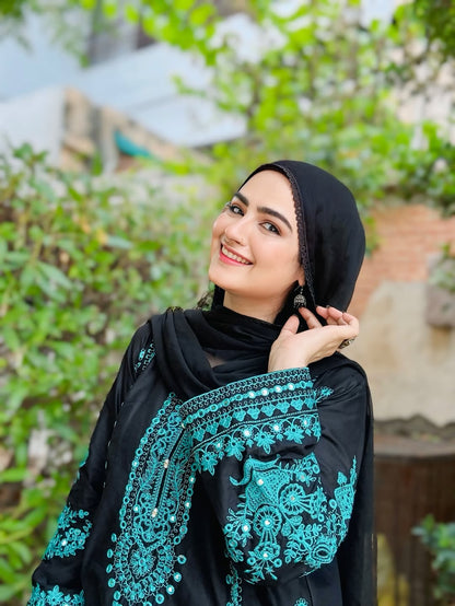 Kaira Embroidered 2 Piece Stitch