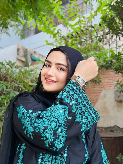 Kaira Embroidered 2 Piece Stitch